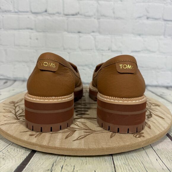 Toms Platform Loafers Women Size 6 Tan Camel Slip On Preppy Minimalist Shoes - Picture 5 of 10